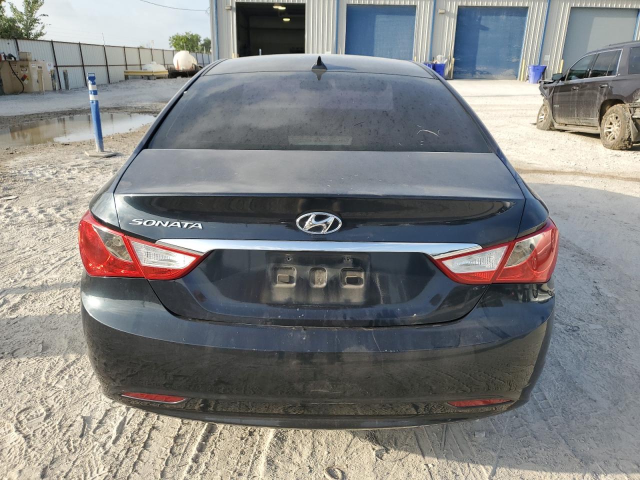 5NPEB4AC5DH700668 2013 Hyundai Sonata Gls