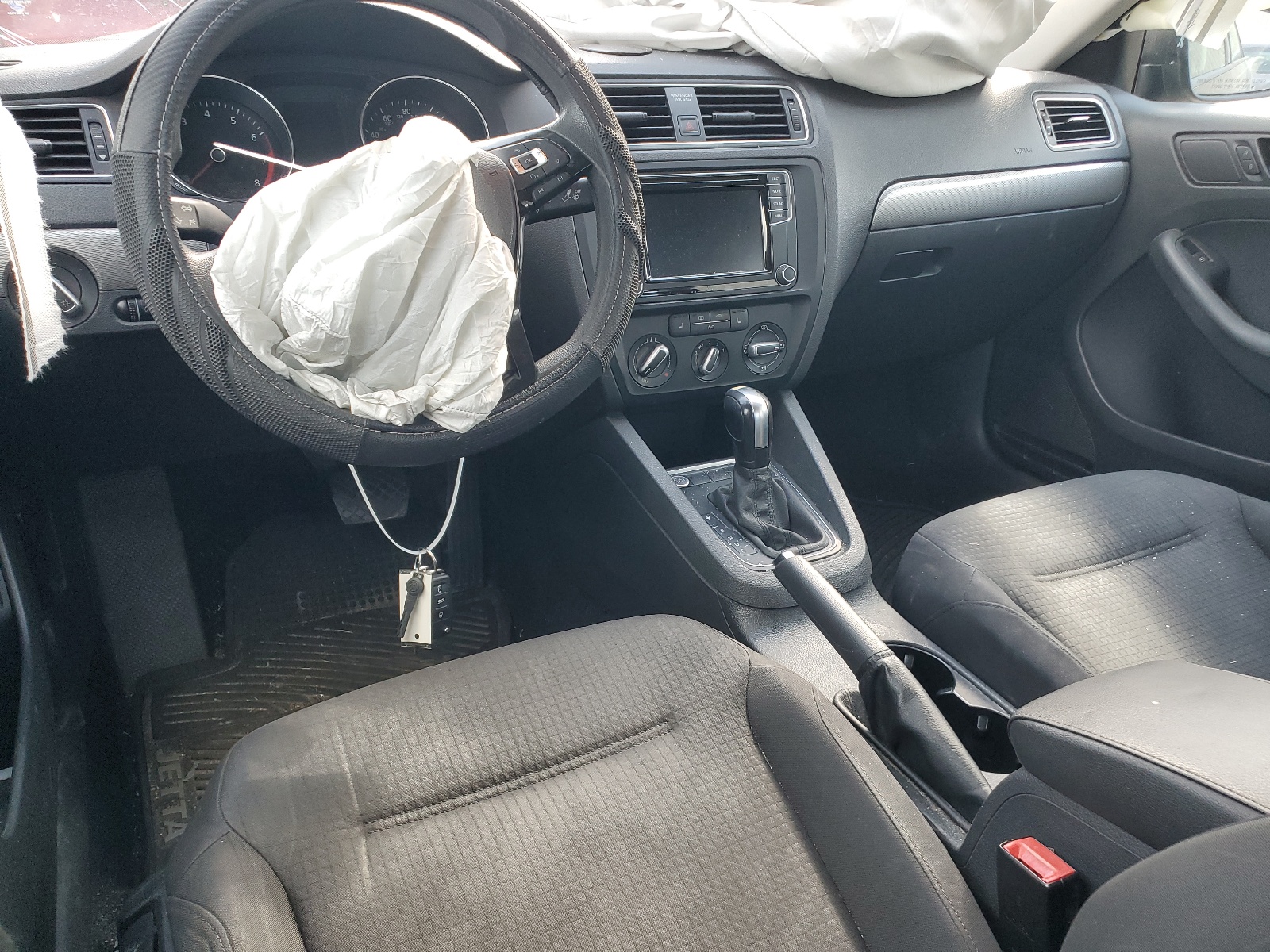 3VWD67AJ6GM208212 2016 Volkswagen Jetta Se