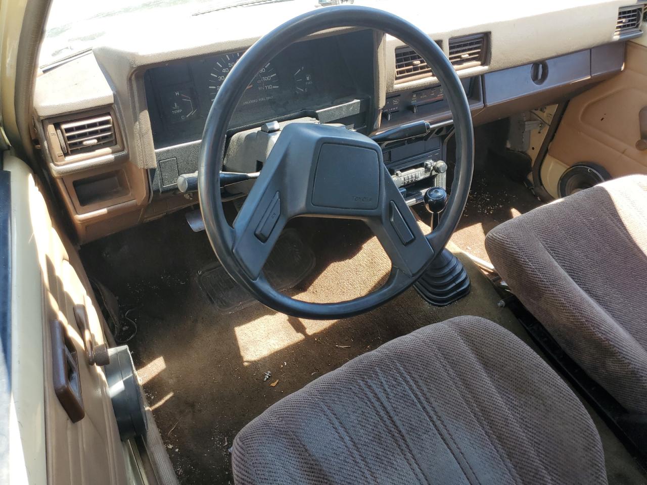 1986 Toyota Pickup 1/2 Ton Rn50 VIN: JT4RN50R9G0209753 Lot: 63664364