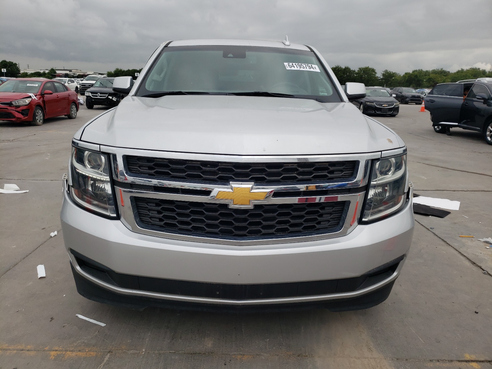 1GNSCHKC3JR389677 2018 Chevrolet Suburban C1500 Lt 1GNSCHKC3JR389677 2018 Chevrolet Suburban C1500 Lt
