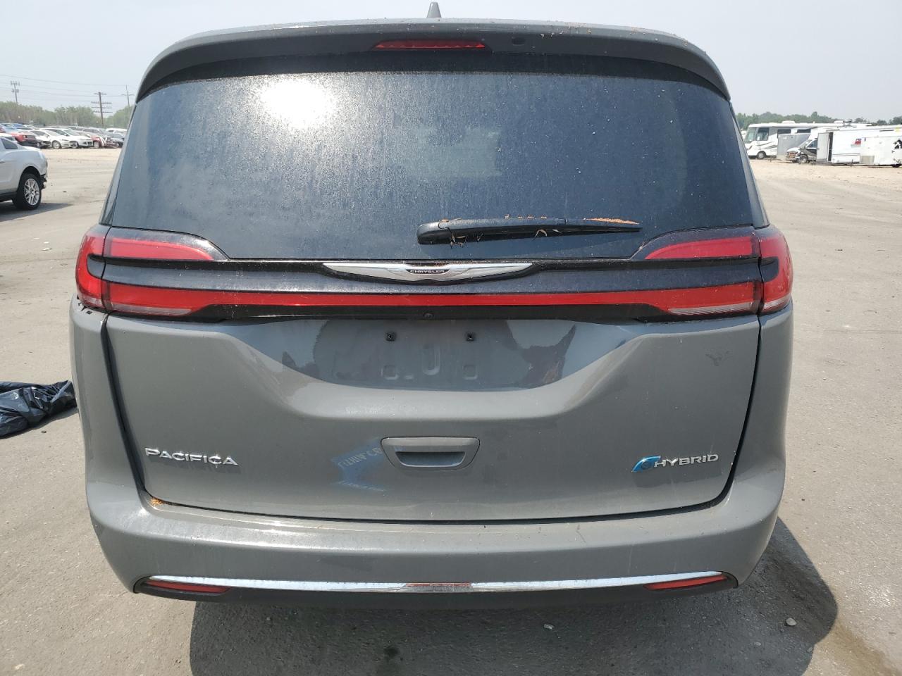 2022 Chrysler Pacifica Hybrid Touring L VIN: 2C4RC1L70NR167131 Lot: 64636924