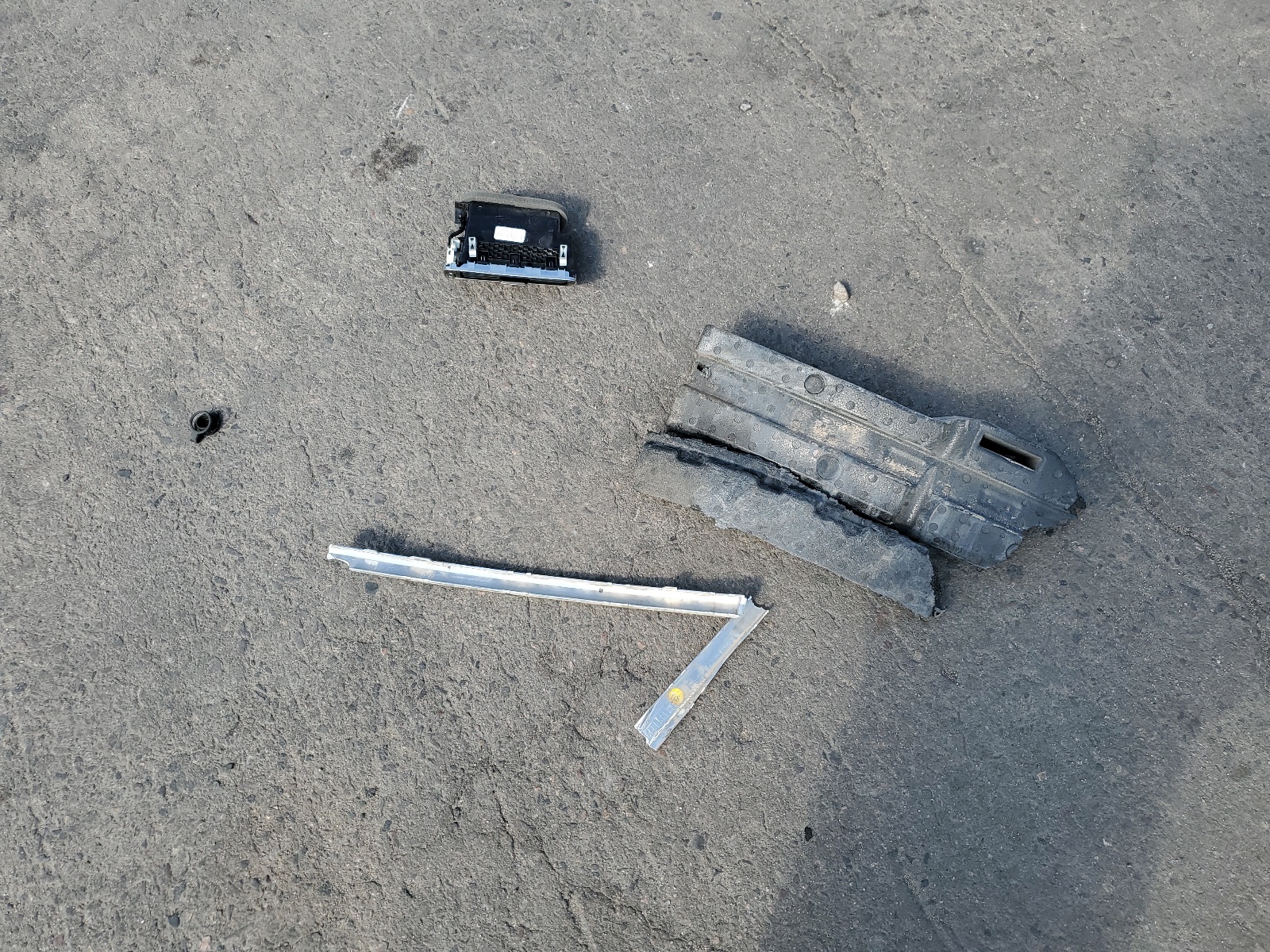 1VWCT7A34HC072140 2017 Volkswagen Passat Sel Premium