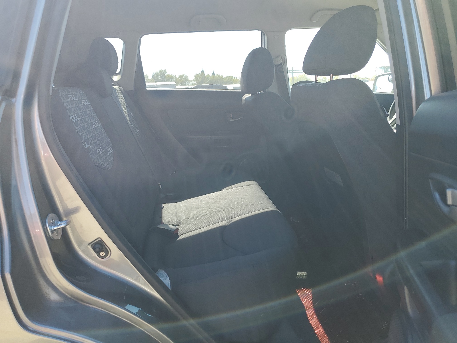 KNDJT2A20B7244071 2011 Kia Soul +