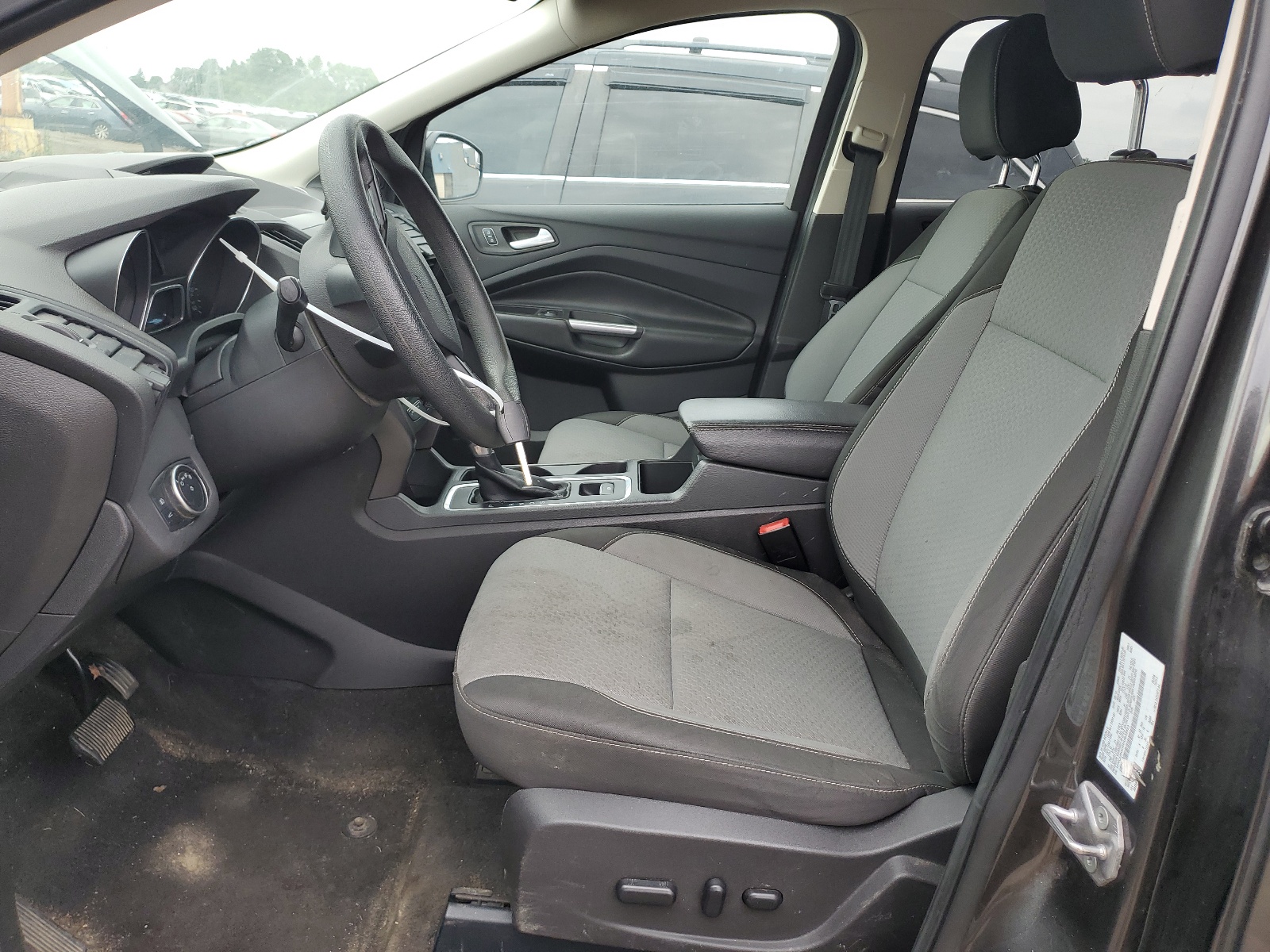 1FMCU0GD0HUB35523 2017 Ford Escape Se