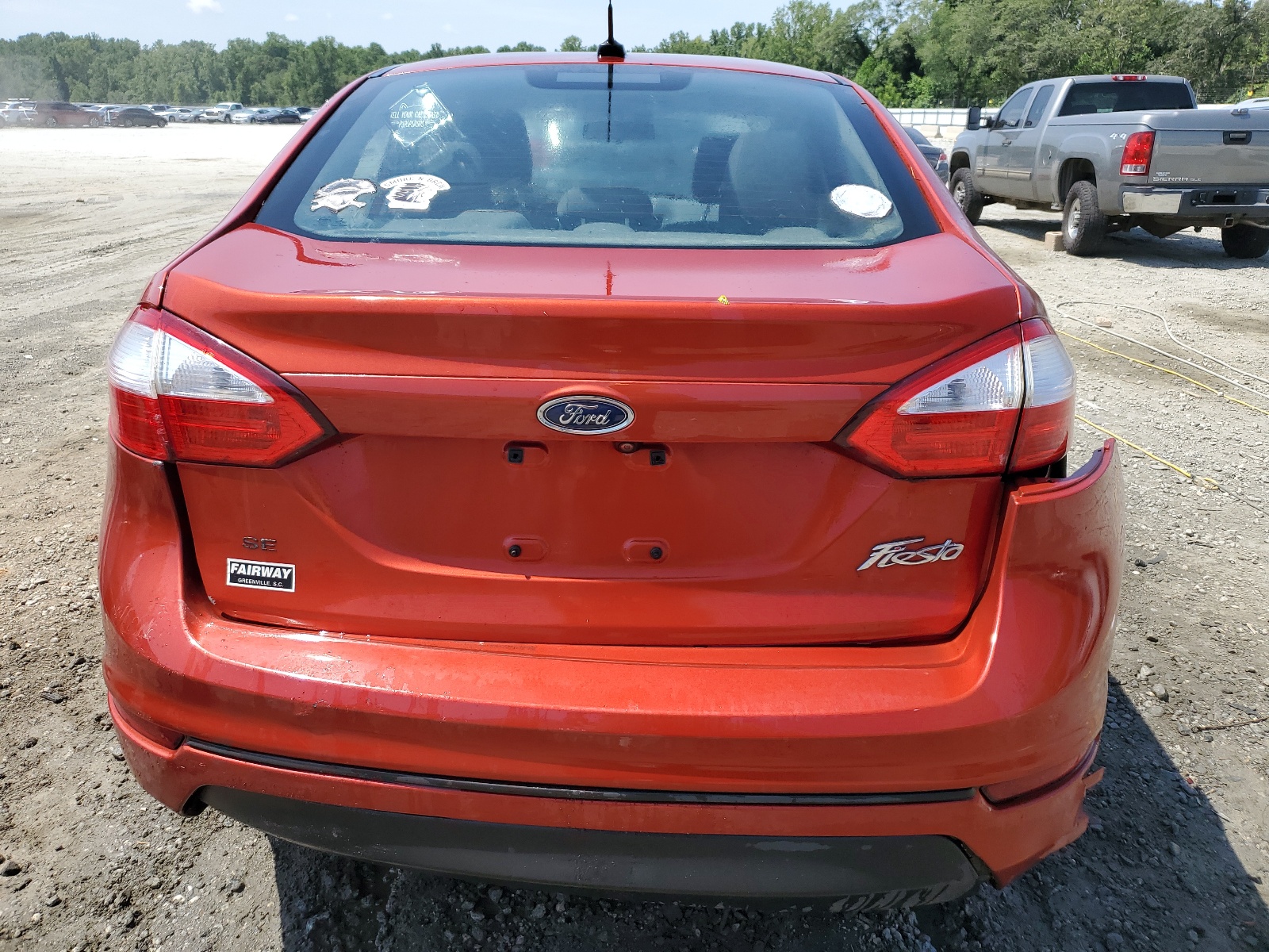 3FADP4BJ0JM105779 2018 Ford Fiesta Se