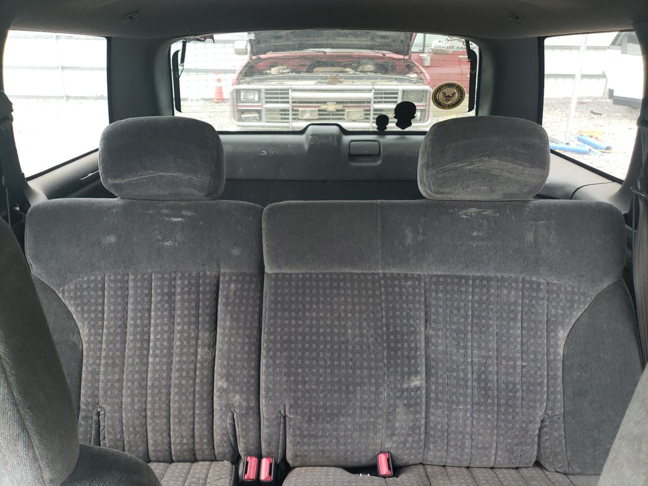 2002 Chevrolet Blazer VIN: 1GNCS13W42K146901 Lot: 61678954