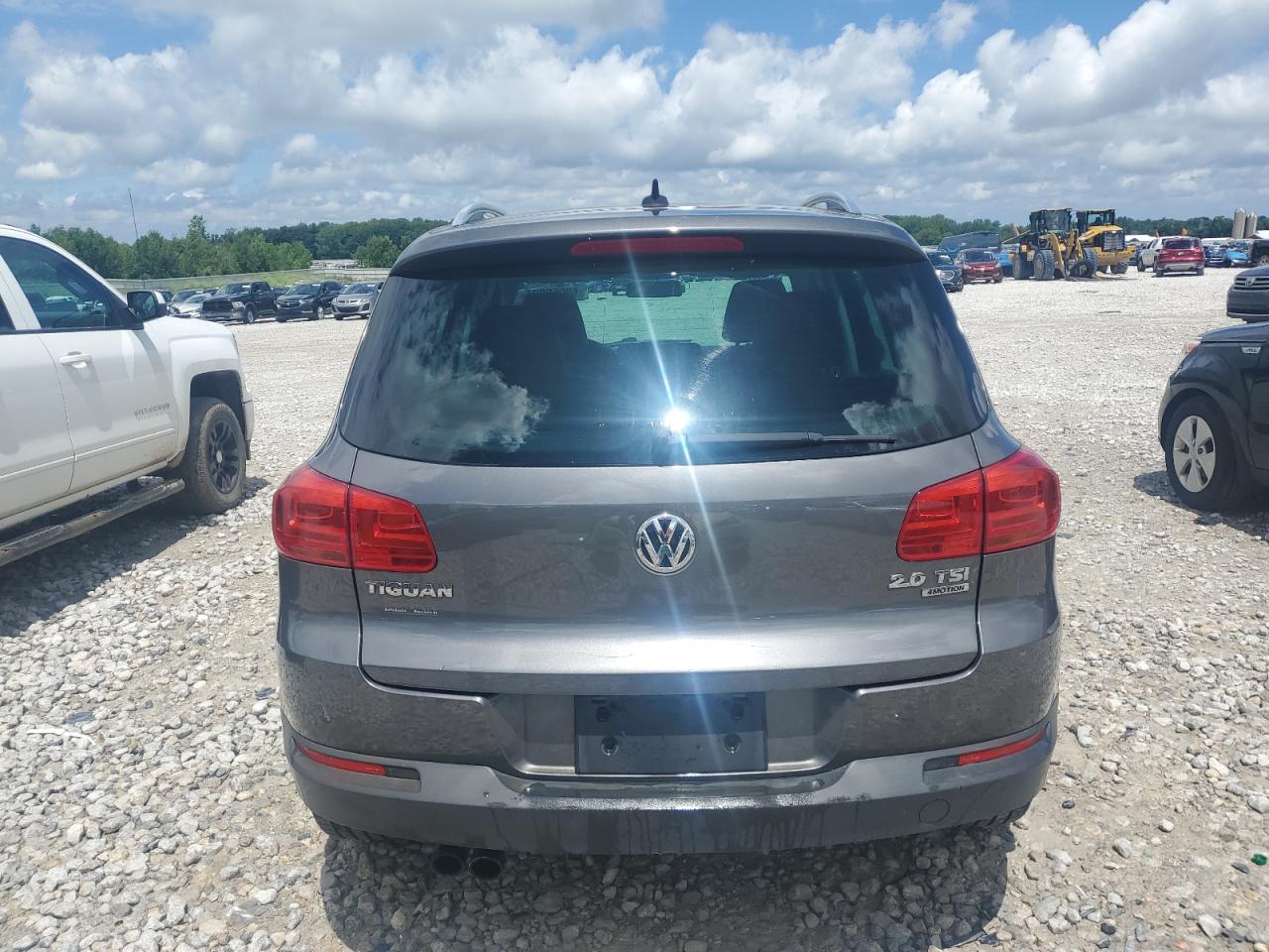 2014 Volkswagen Tiguan S VIN: WVGBV3AX8EW502990 Lot: 60950824