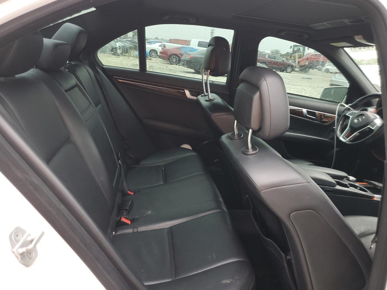 2013 Mercedes-Benz C 300 4Matic VIN: WDDGF8AB2DR276229 Lot: 62153234