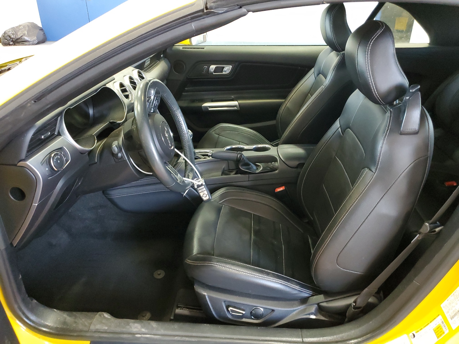 1FATP8UH6J5117924 2018 Ford Mustang