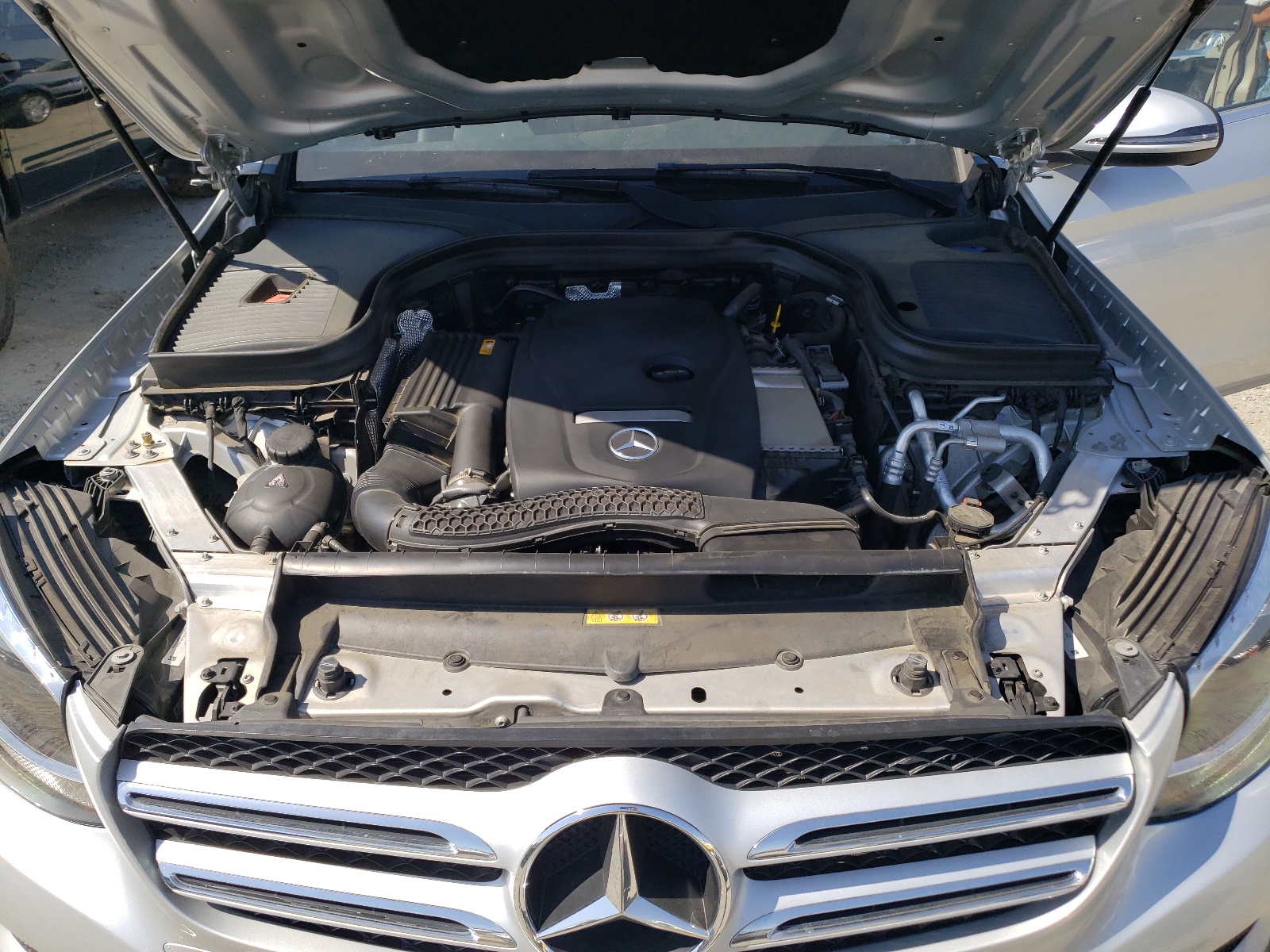 WDC0G4JB9KV175205 2019 Mercedes-Benz Glc 300