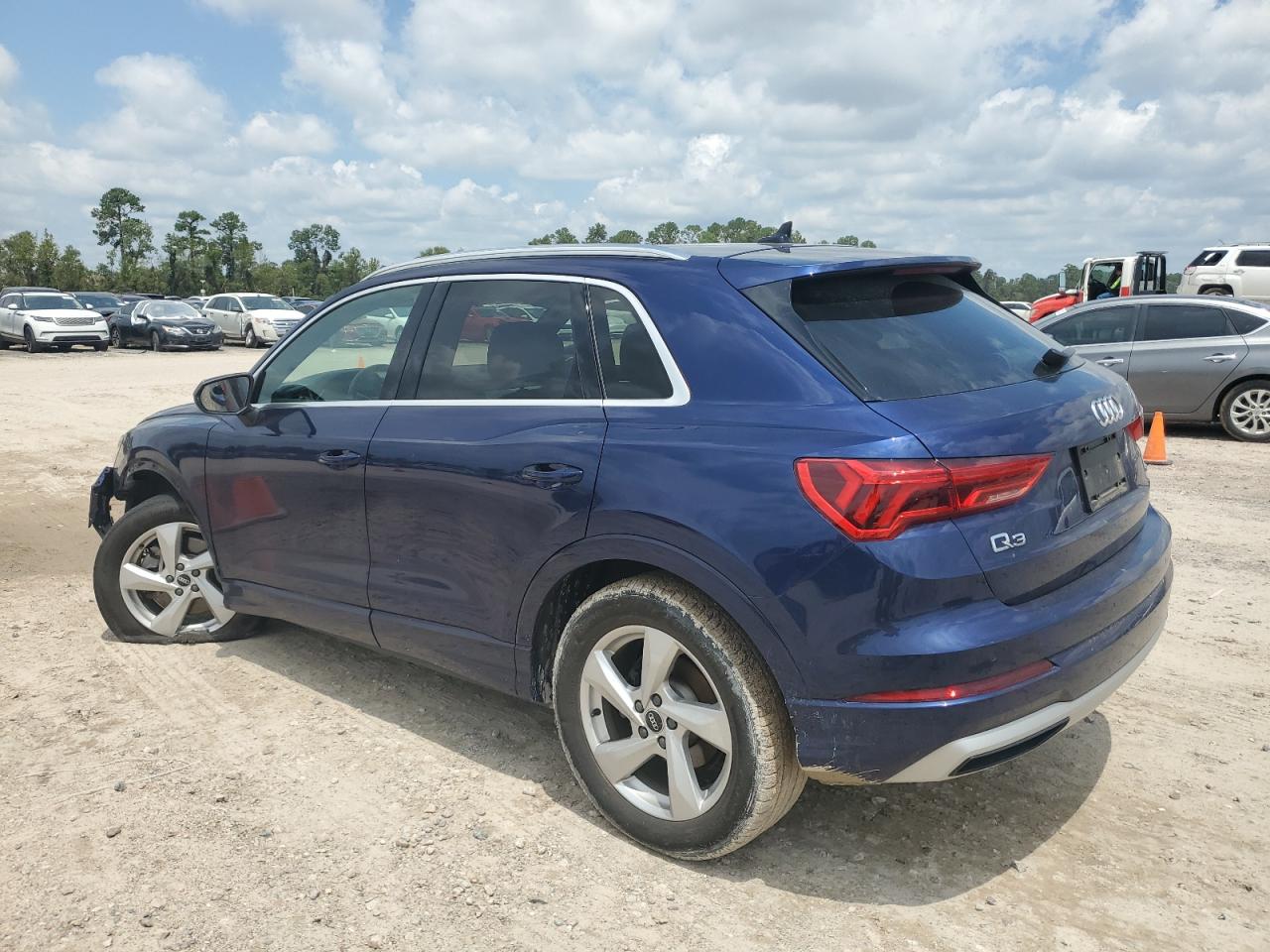 2021 Audi Q3 Premium 40 VIN: WA1AUCF34M1071398 Lot: 64079284