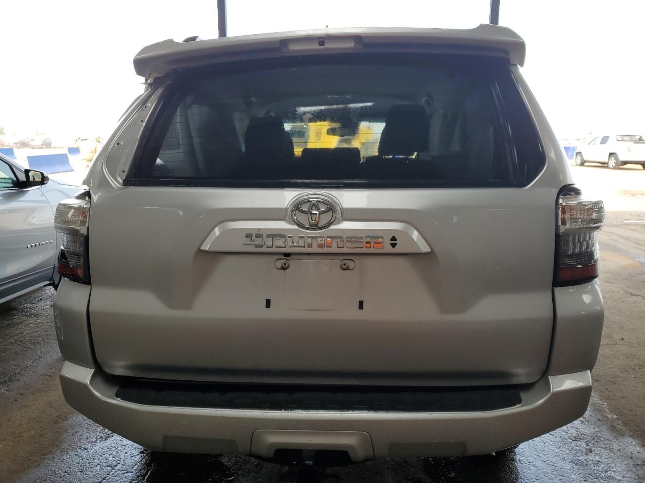 2024 Toyota 4Runner Sr5/Sr5 Premium VIN: JTEMU5JR1R6228952 Lot: 64255714