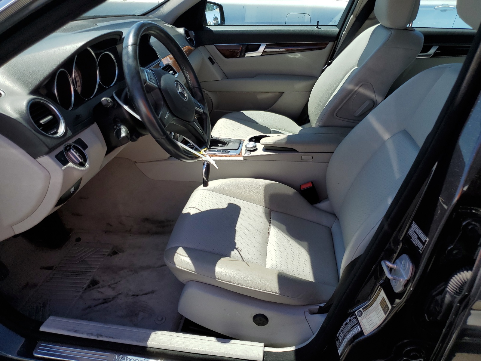 WDDGF4HB0CA600967 2012 Mercedes-Benz C 250