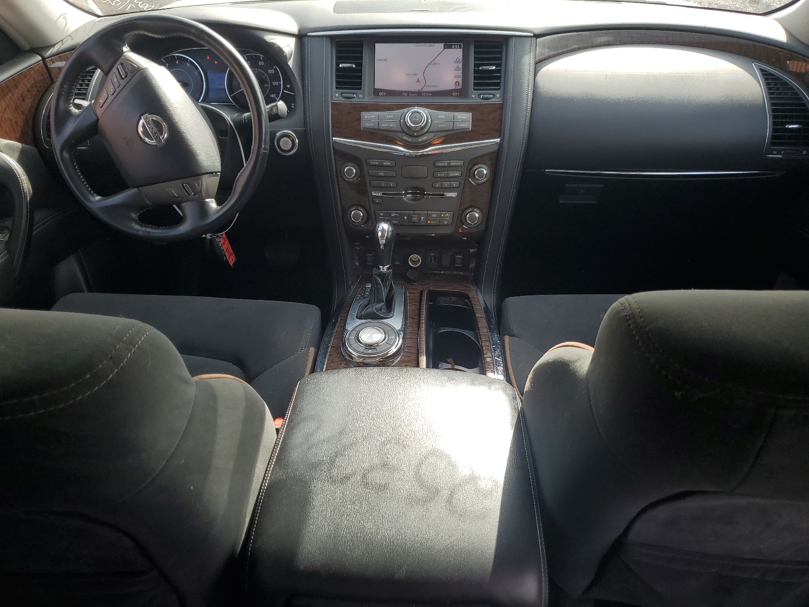 JN8AY2ND6J9054733 2018 Nissan Armada Sv