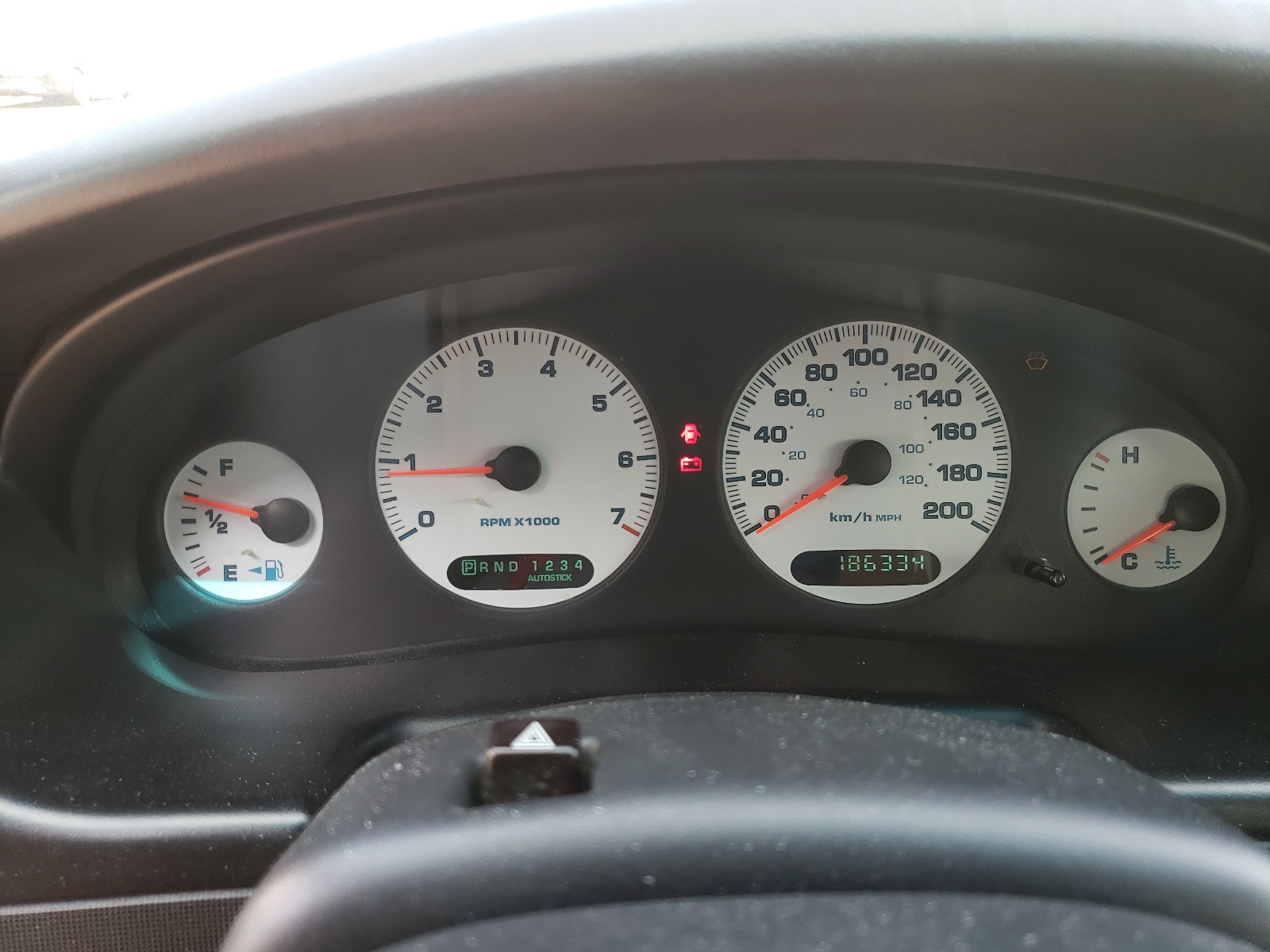 2C3HH56J8WH150648 1998 Chrysler Intrepid Es