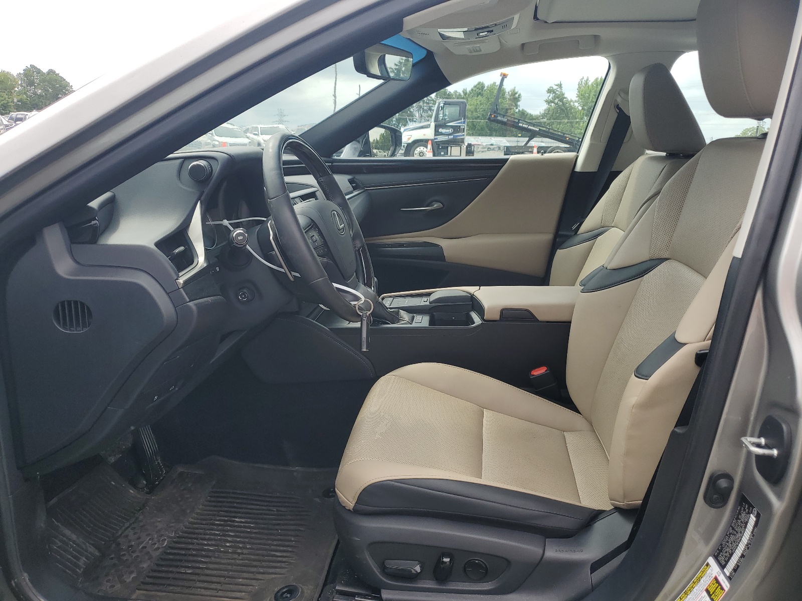 58ADZ1B10MU100802 2021 Lexus Es 350 Base