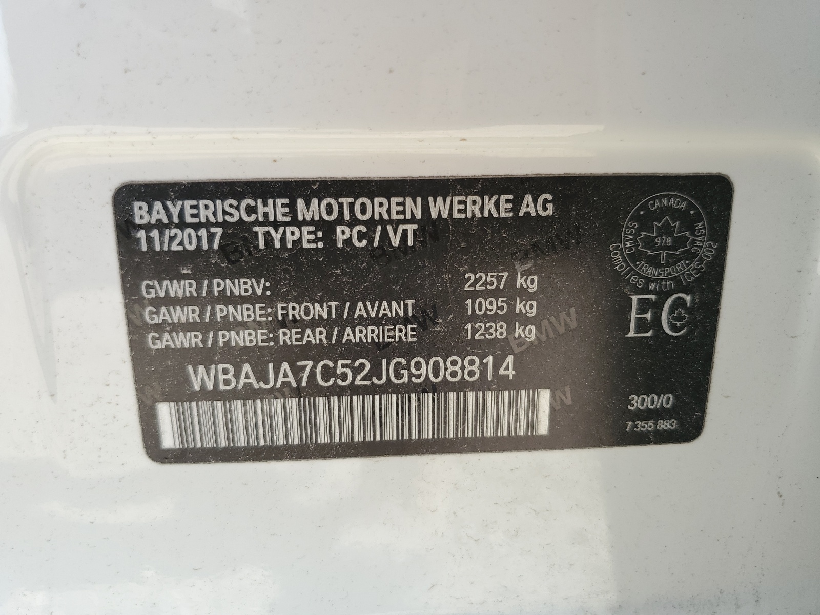 WBAJA7C52JG908814 2018 BMW 530 Xi