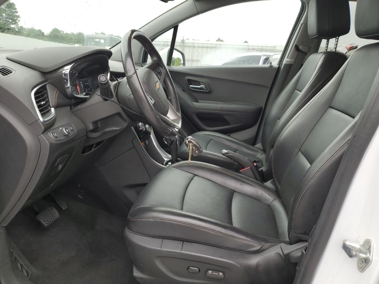 2020 Chevrolet Trax Premier VIN: 3GNCJRSB1LL126637 Lot: 63678354