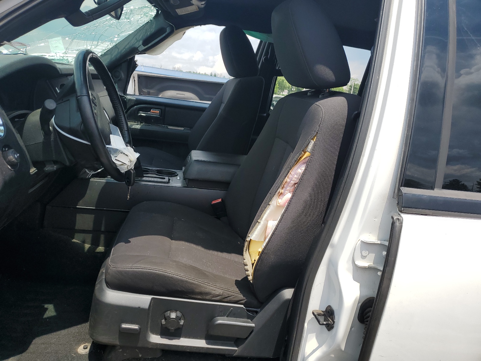 1FMJU1GT9GEF53768 2016 Ford Expedition Xl