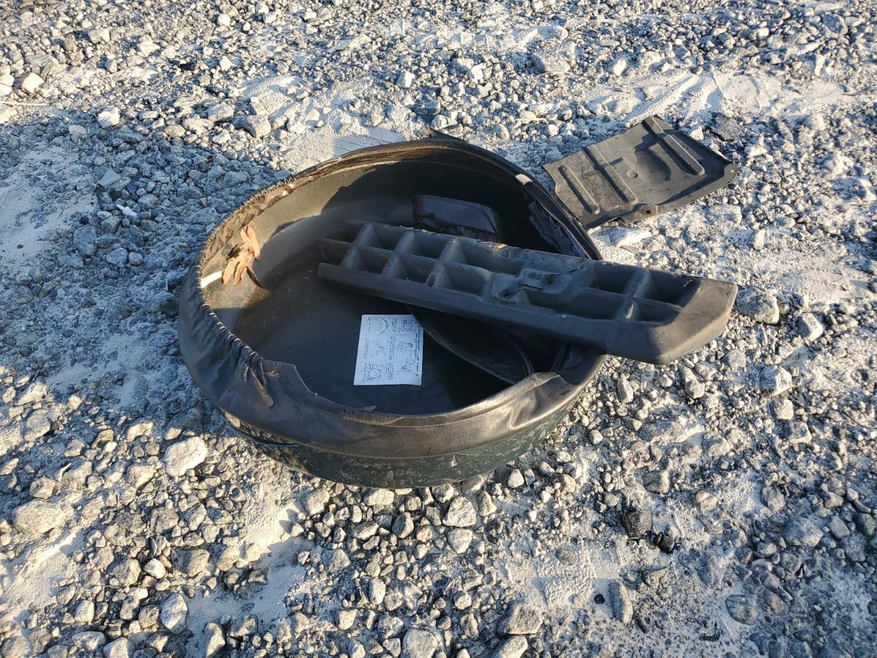 2011 Toyota Rav4 VIN: 2T3BF4DV4BW117535 Lot: 61900904