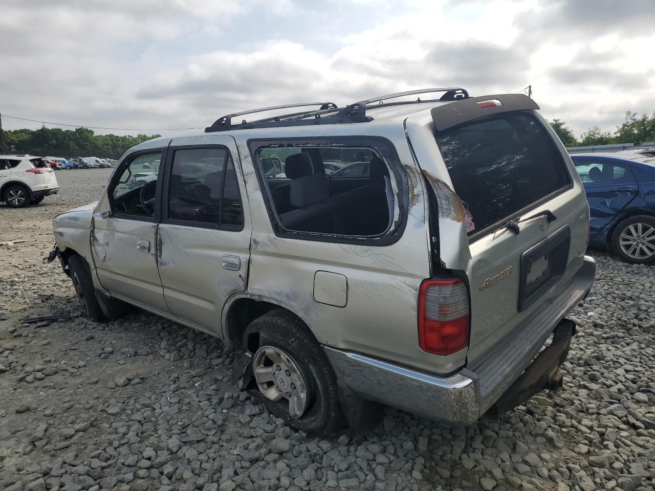 1999 Toyota 4Runner - Image 2
