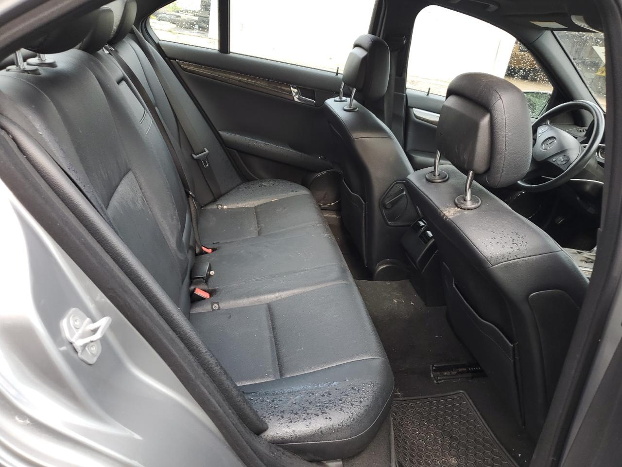 2010 Mercedes-Benz C 300 4Matic VIN: WDDGF8BB3AF518389 Lot: 60125634