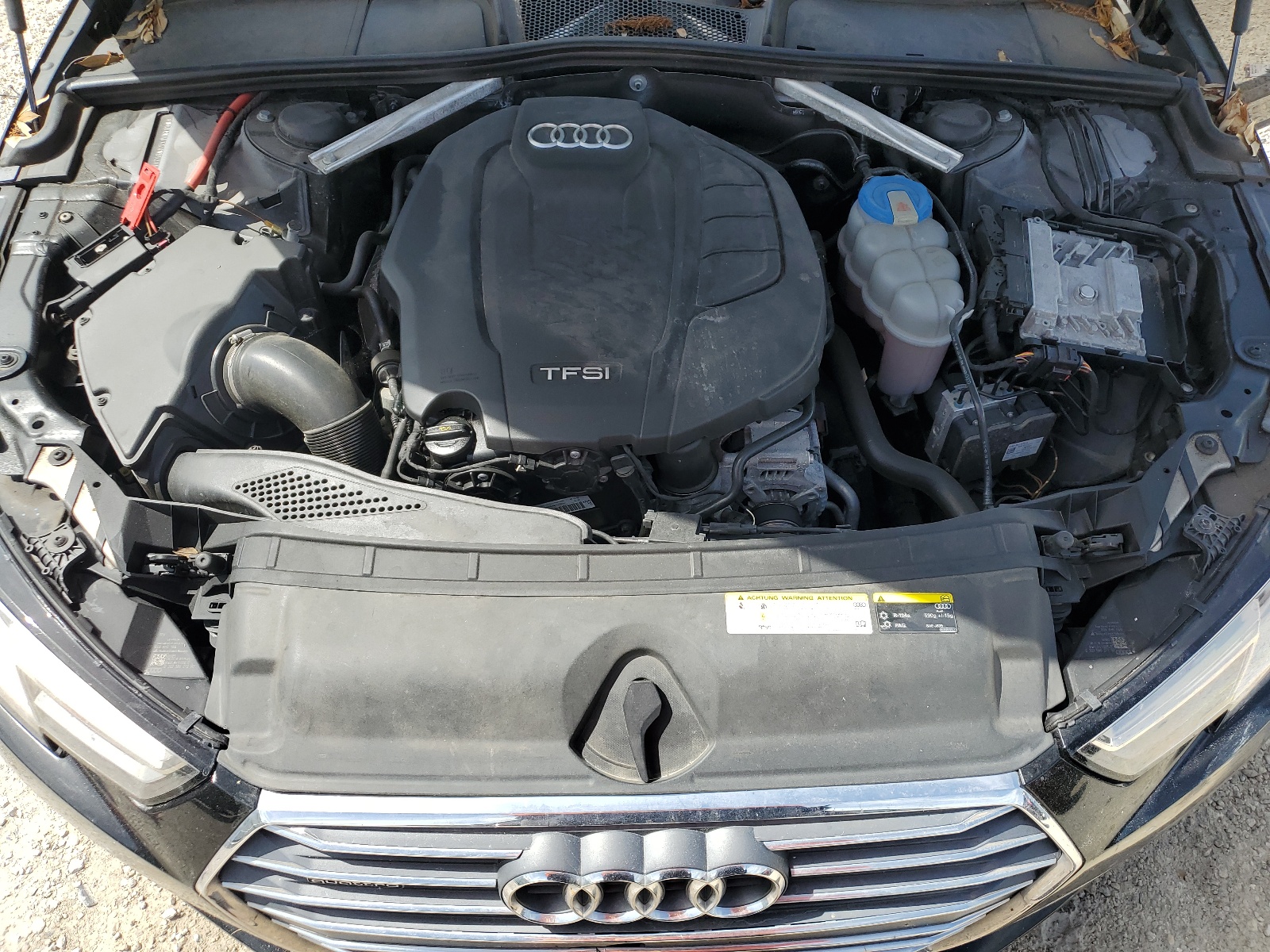 WAUANAF46HN052461 2017 Audi A4 Premium