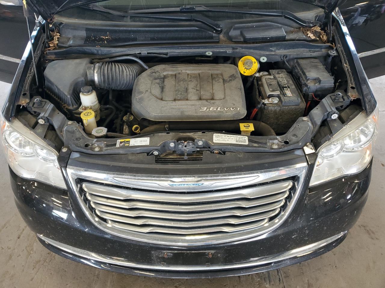 2015 Chrysler Town & Country Touring L VIN: 2C4RC1CG2FR539781 Lot: 63665674