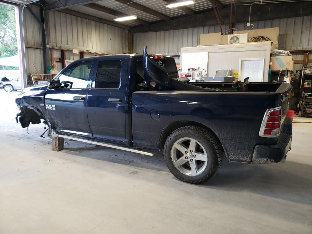 VIN 1C6RR7FT6FS516410 2015 RAM 1500 no.2