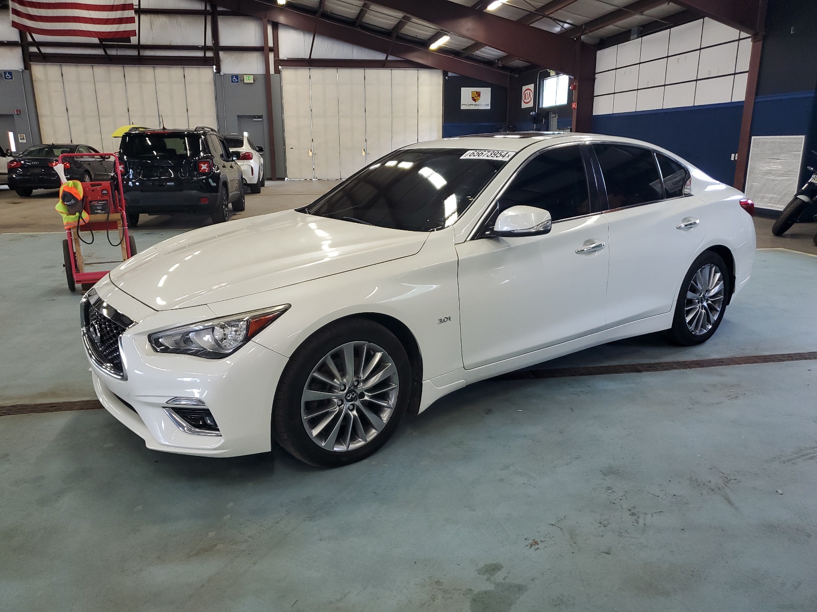 2018 Infiniti Q50 Luxe vin: JN1EV7AR1JM431666