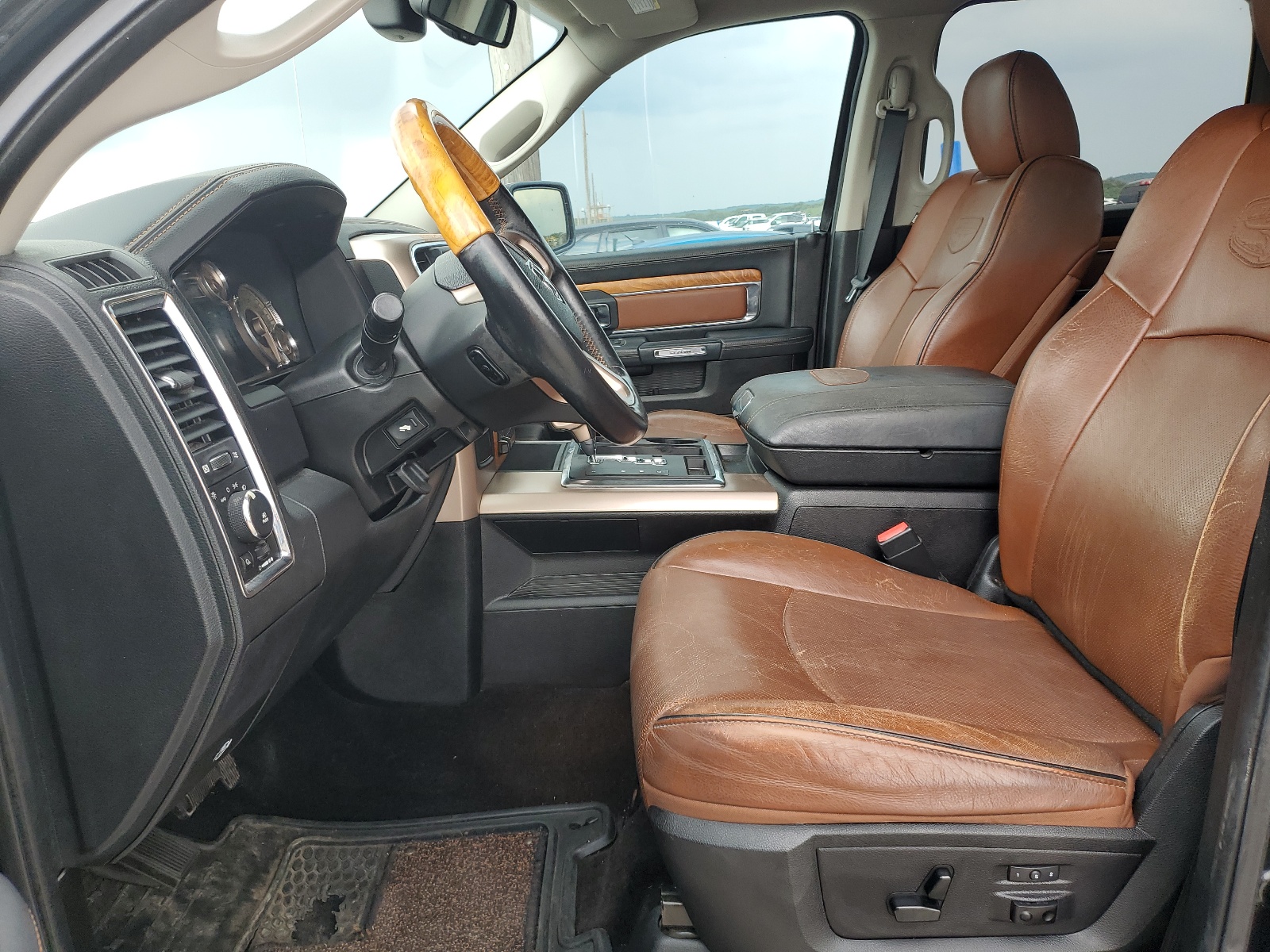 1C6RR7PT6DS596870 2013 Ram 1500 Longhorn