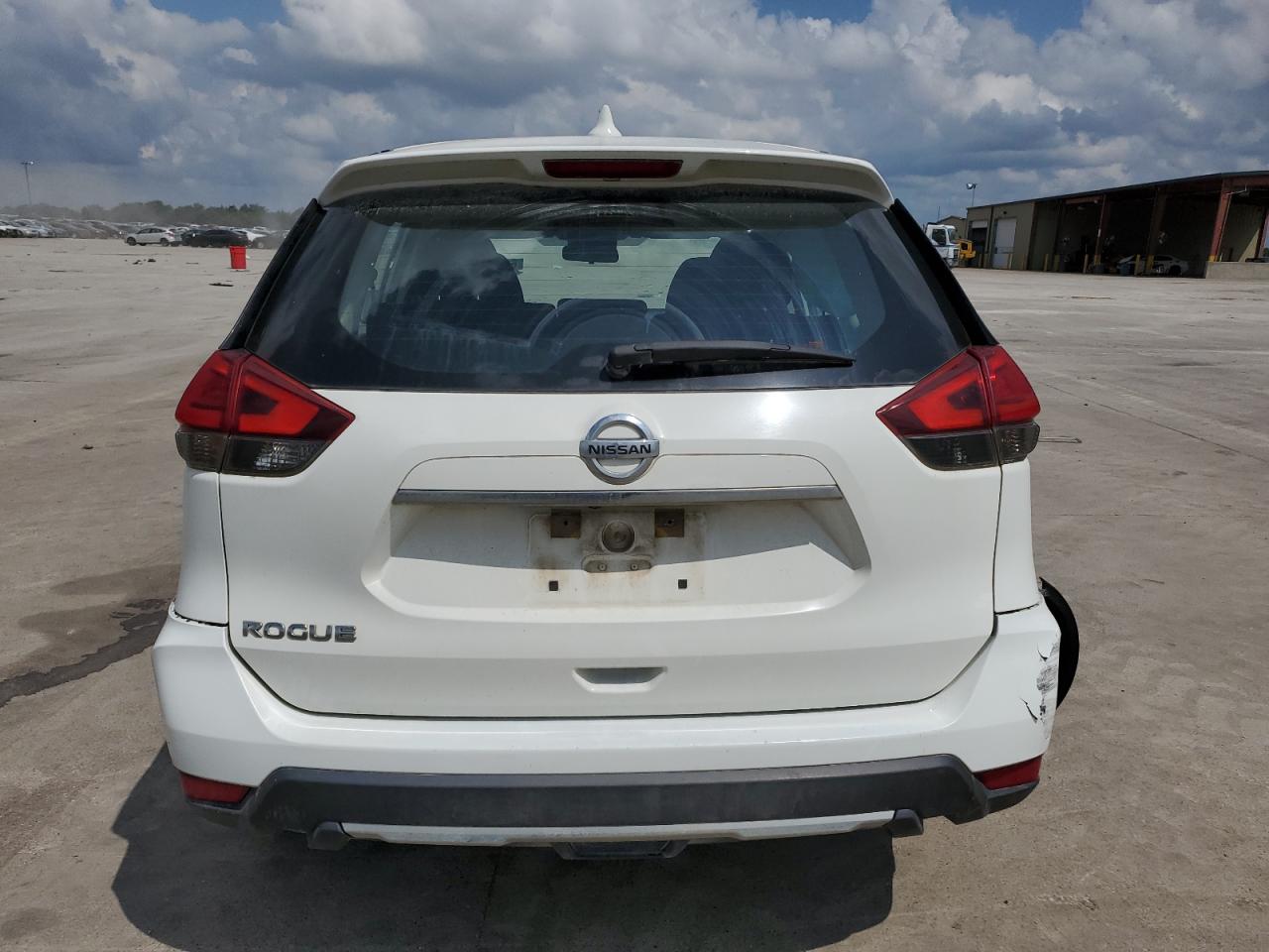 2017 Nissan Rogue S VIN: KNMAT2MT4HP546198 Lot: 63590614