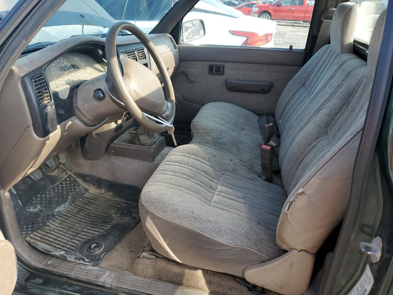 1999 Toyota Tacoma VIN: 4TANL42N1XZ526801 Lot: 62696914