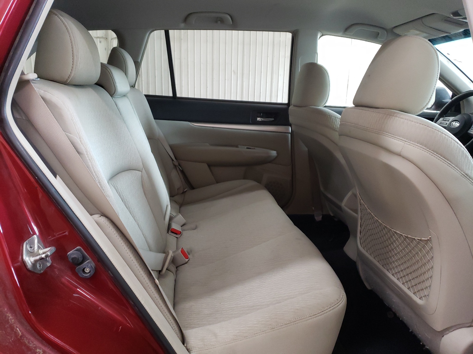 4S4BRCCC2B3348546 2011 Subaru Outback 2.5I Premium