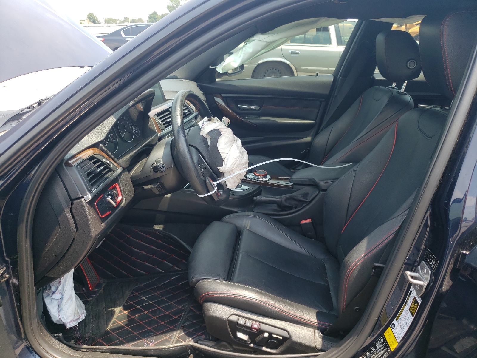 WBA3B3G52FNT19001 2015 BMW 328 Xi