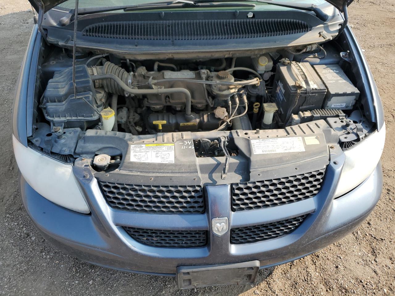 2002 Dodge Grand Caravan Sport VIN: 2B4GP44302R741664 Lot: 63966684