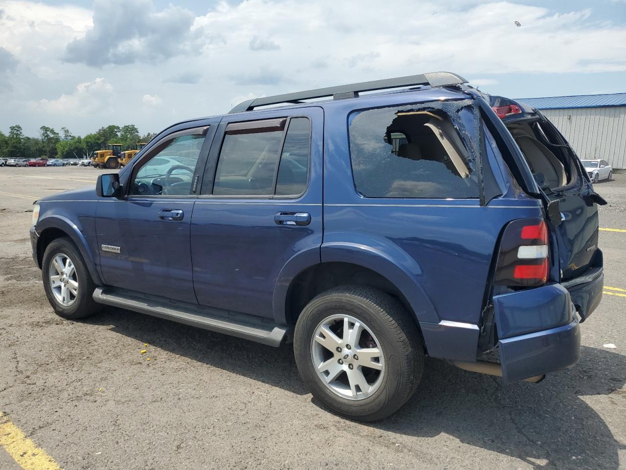 2007 Ford Explorer Xlt VIN: 1FMEU73E97UA83145 Lot: 63168794