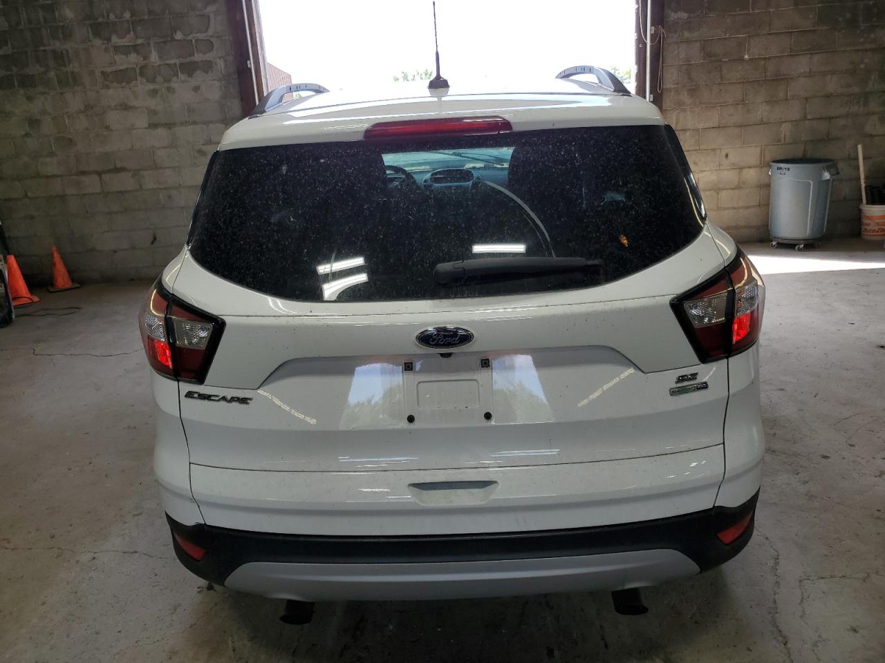 2018 Ford Escape Se VIN: 1FMCU9GD4JUB07735 Lot: 64983614