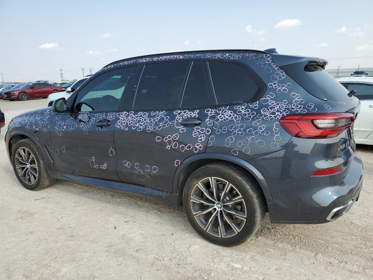 5UXCR6C57KLL37844 2019 BMW X5 - Image 2