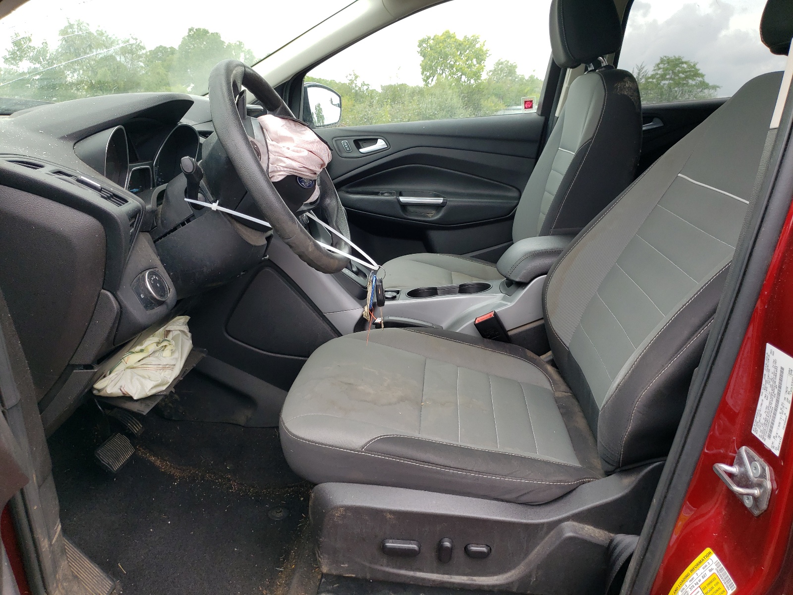 1FMCU0G92FUB79094 2015 Ford Escape Se