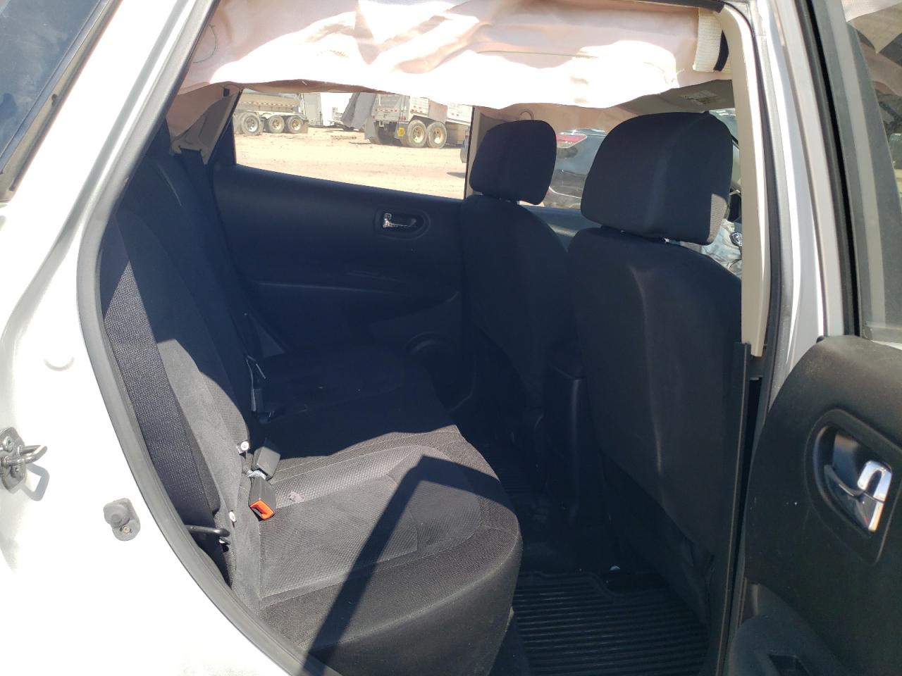 2014 Nissan Rogue Select S VIN: JN8AS5MT7EW611605 Lot: 65346344