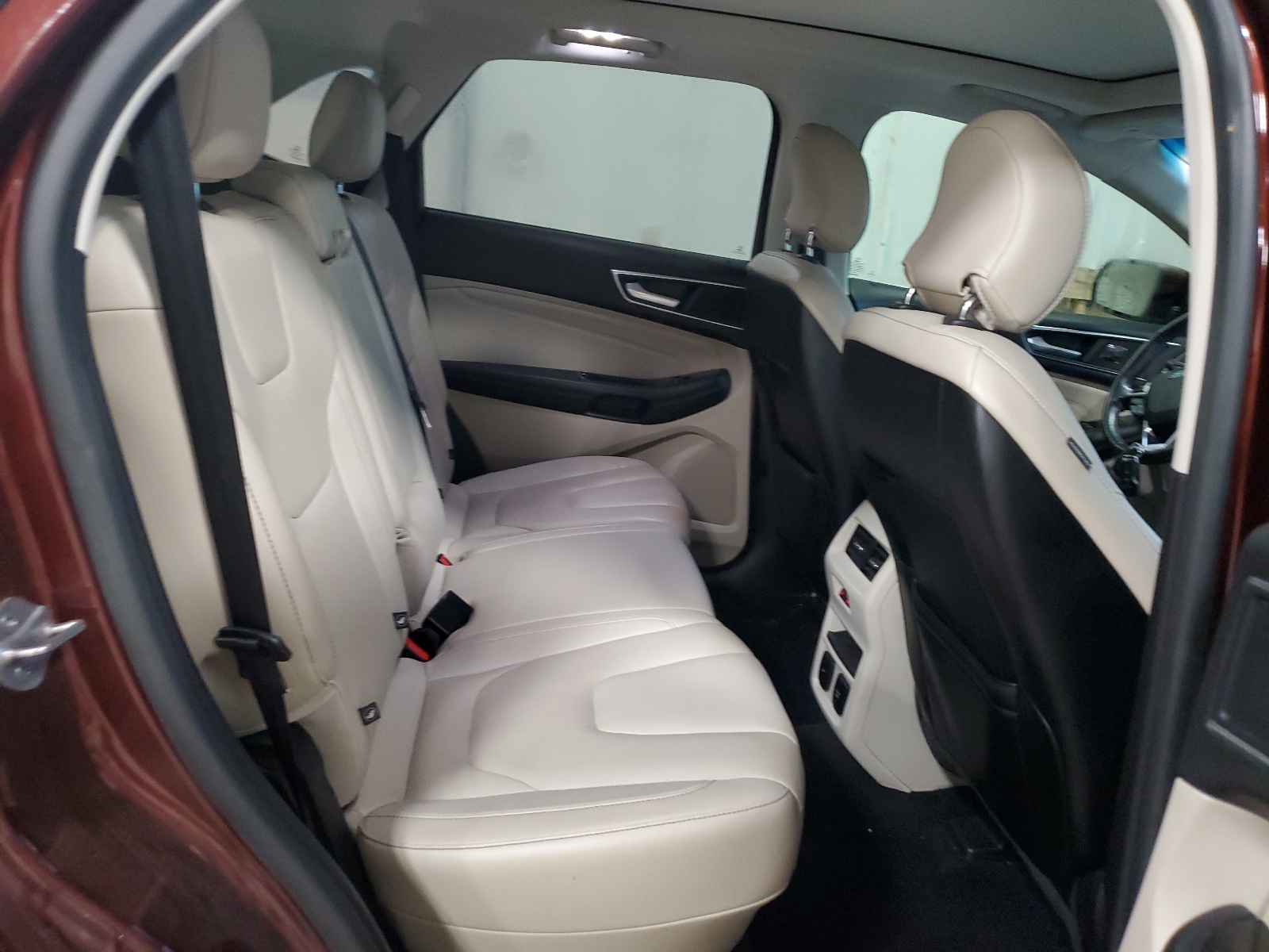 2FMPK3K84GBB31076 2016 Ford Edge Titanium