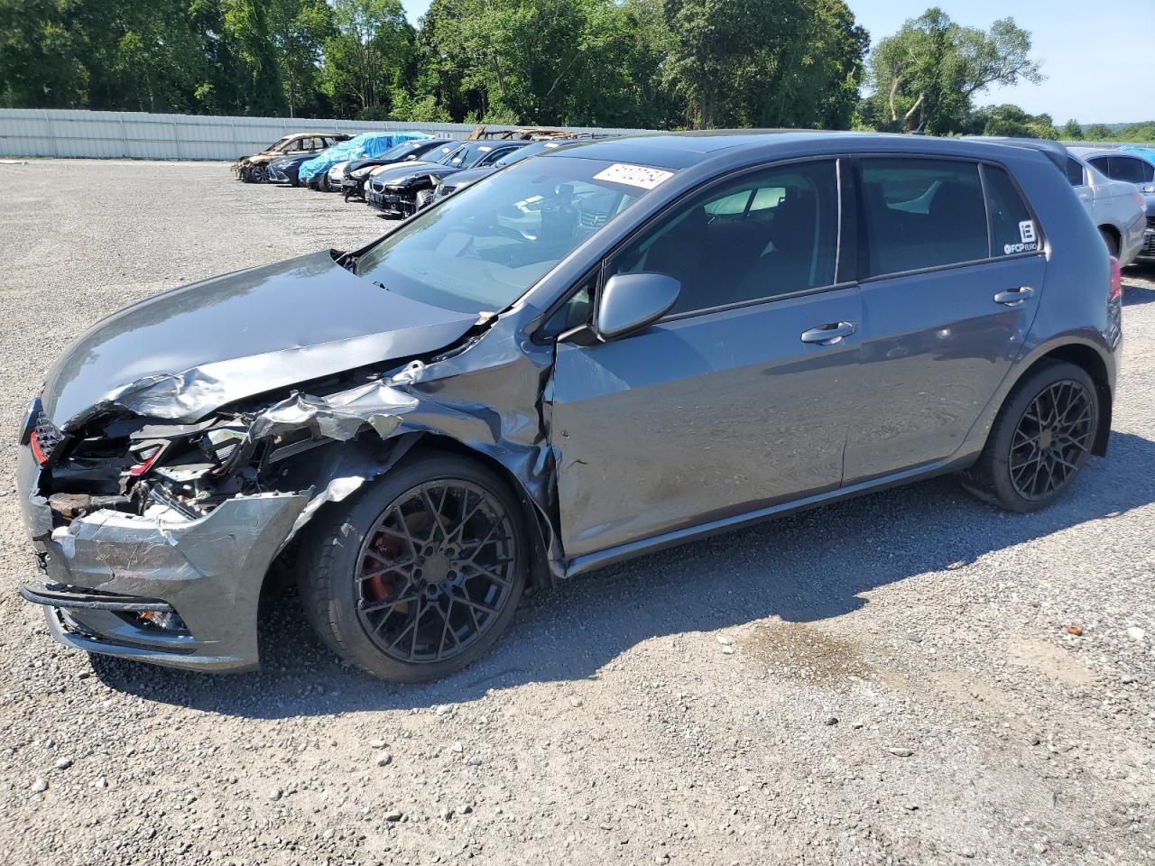 3VWB17AU9JM288709 2018 VOLKSWAGEN GOLF - Image 1