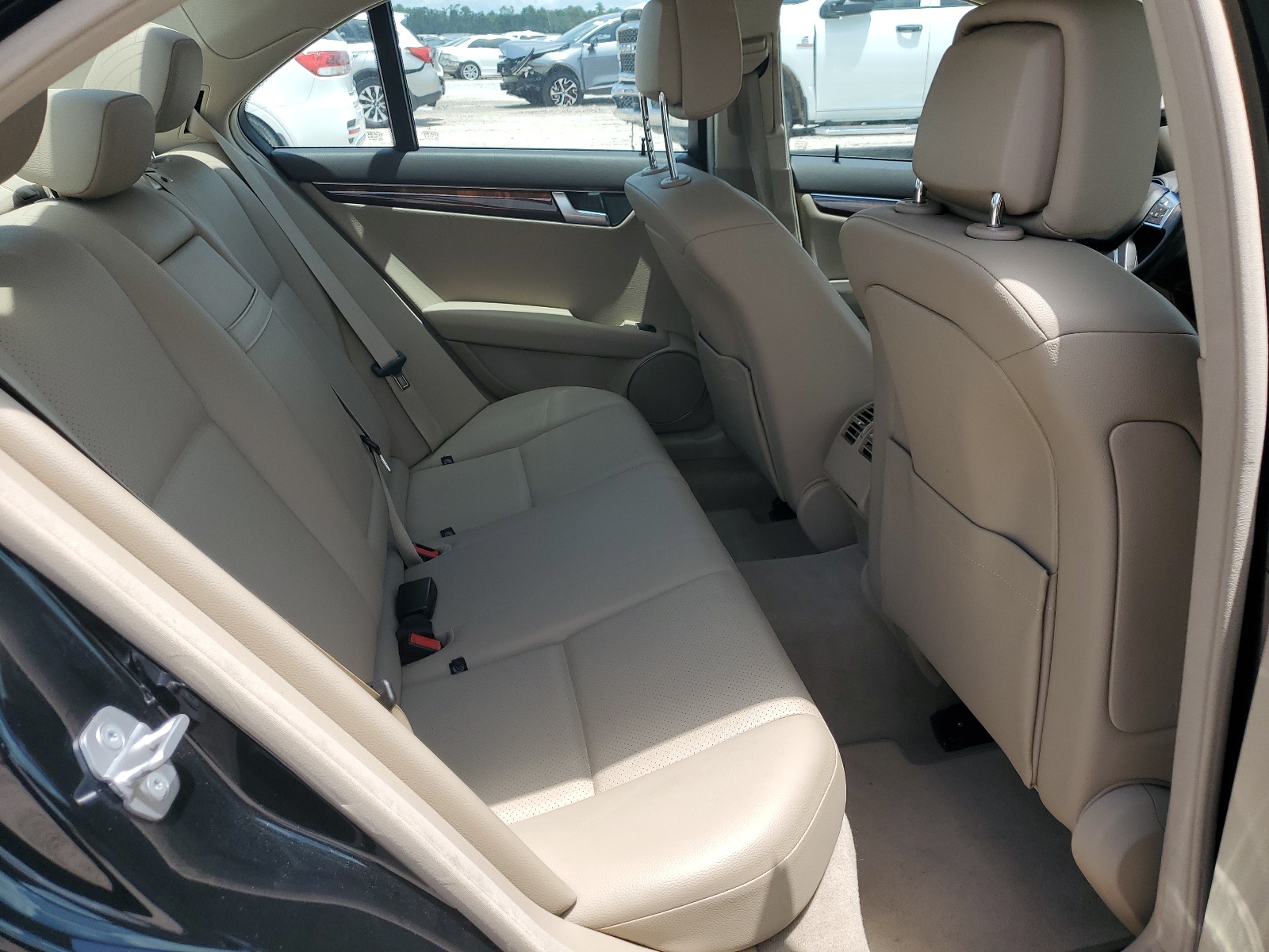 WDDGF4HBXCA620093 2012 Mercedes-Benz C 250