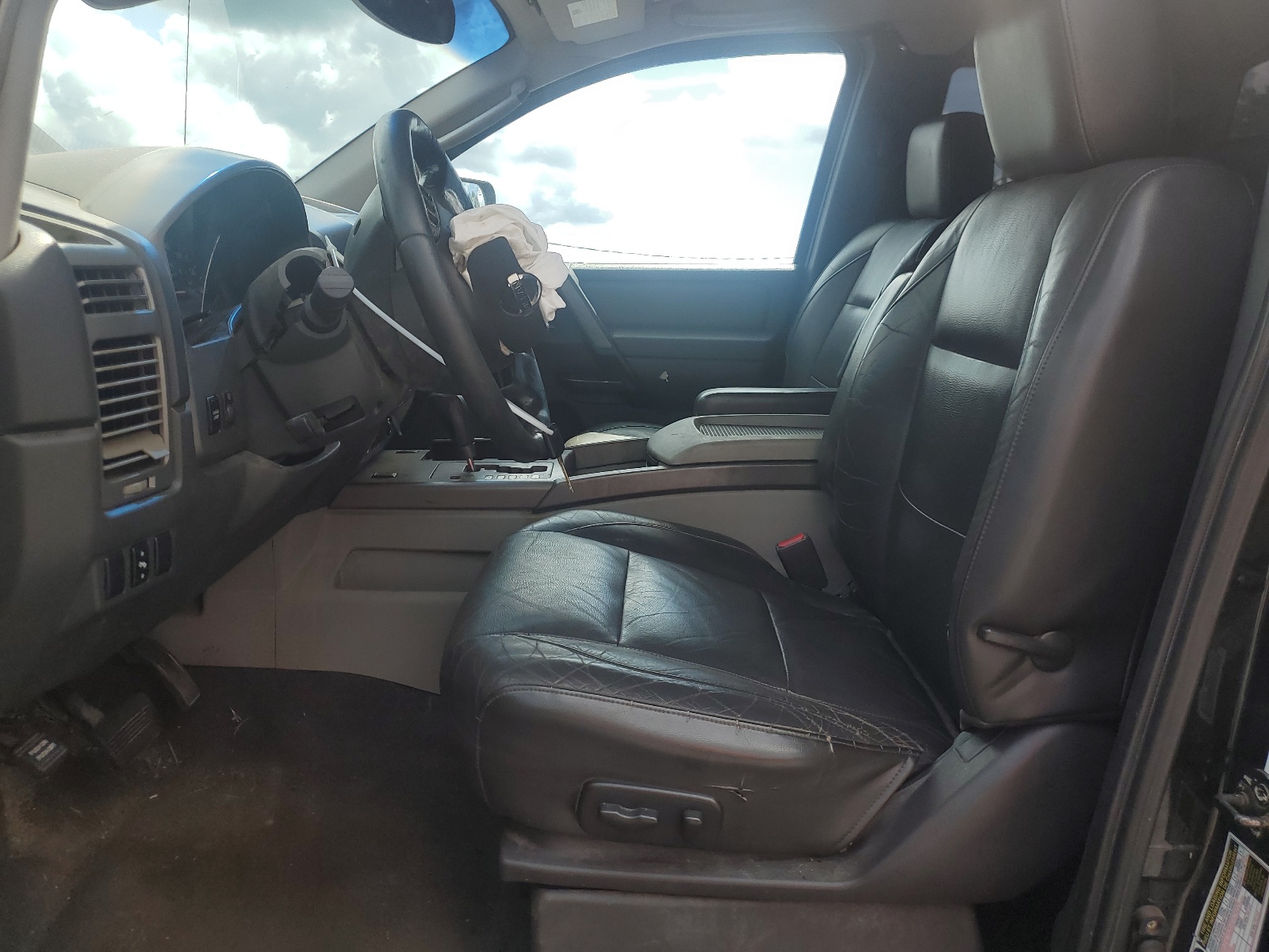 1N6AA06A74N509736 2004 Nissan Titan Xe