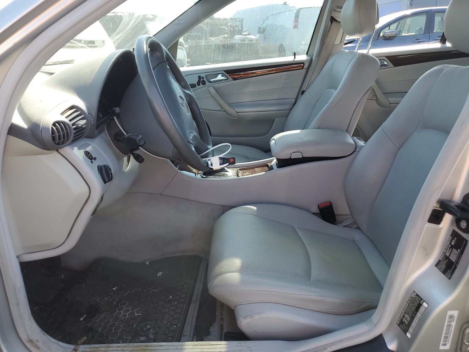 WDBRF61J04A578694 2004 Mercedes-Benz C 240