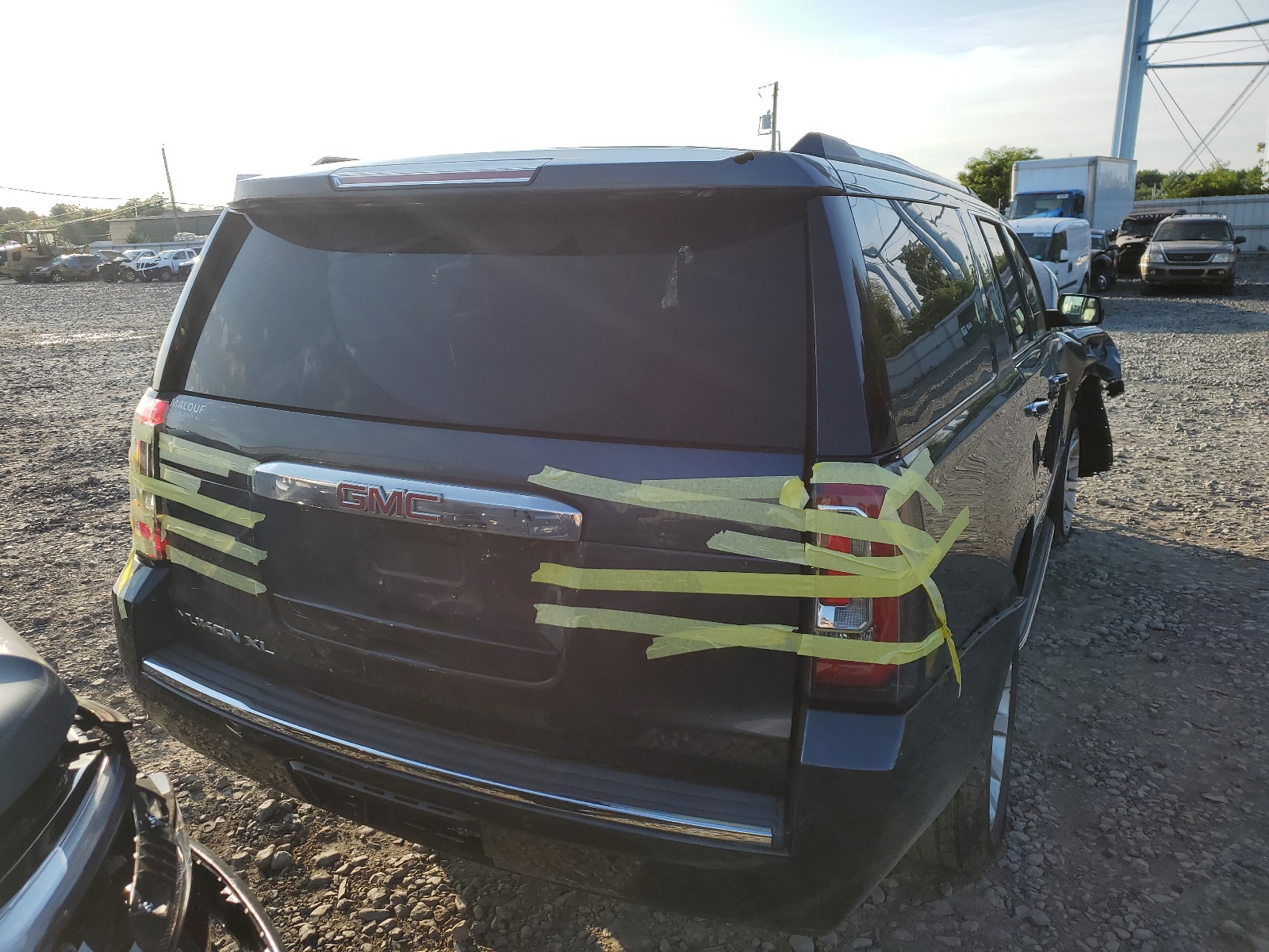 1GKS2HKJ3KR129800 2019 GMC Yukon Xl Denali