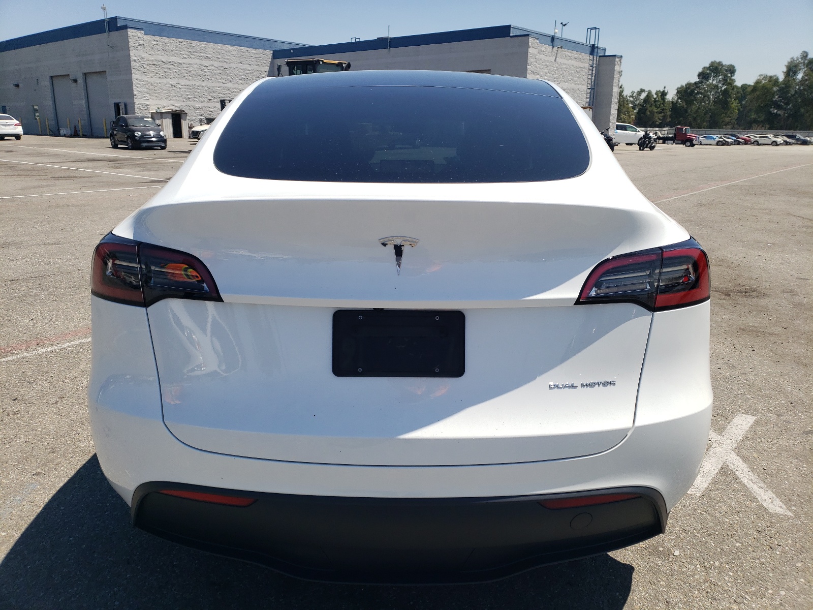 7SAYGDEE0PA023798 2023 Tesla Model Y