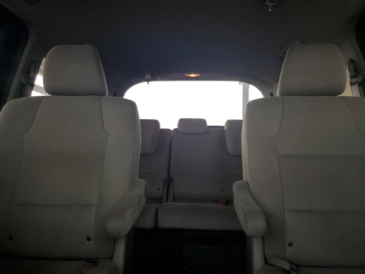 2014 Honda Odyssey - Image 10