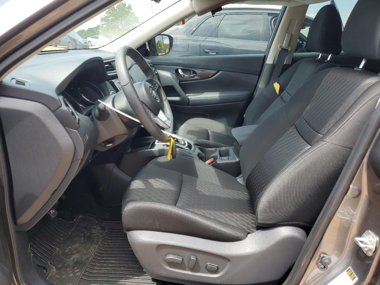 2020 Nissan Rogue S VIN: KNMAT2MT2LP516769 Lot: 64359234